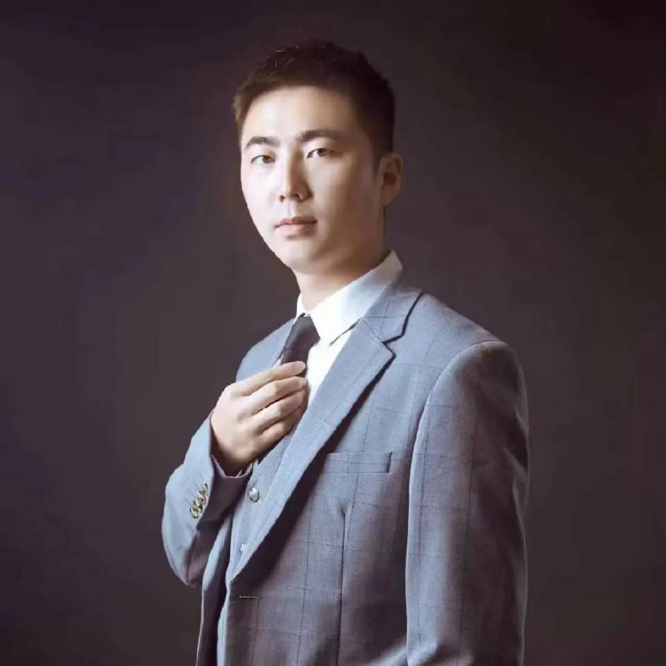 李静